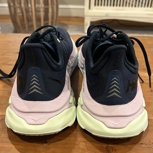 Hoka Clifton Edge Womens Size 7.5M
